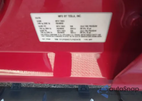 2020 Tesla Model Y Long Range Dual Motor All-Wheel Drive z USA, uszkodzony, nr VIN 5YJYGDEE7LF022478